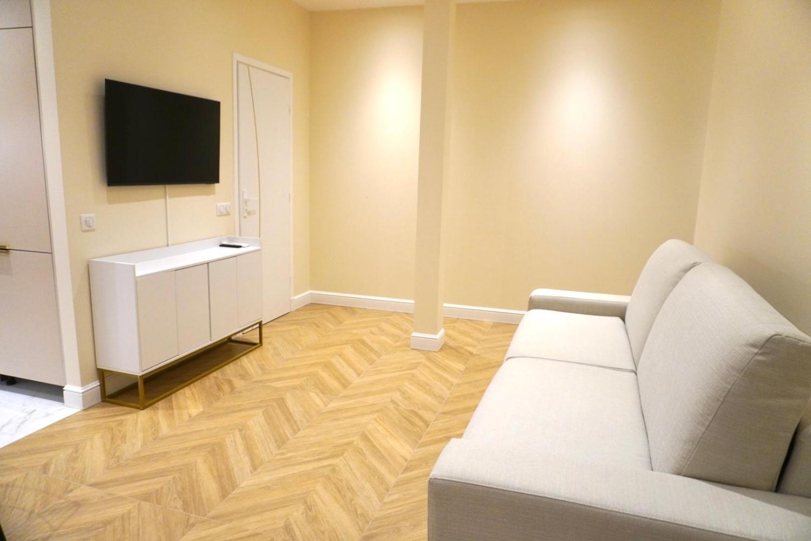 Appartement Aux Portes De Monaco *